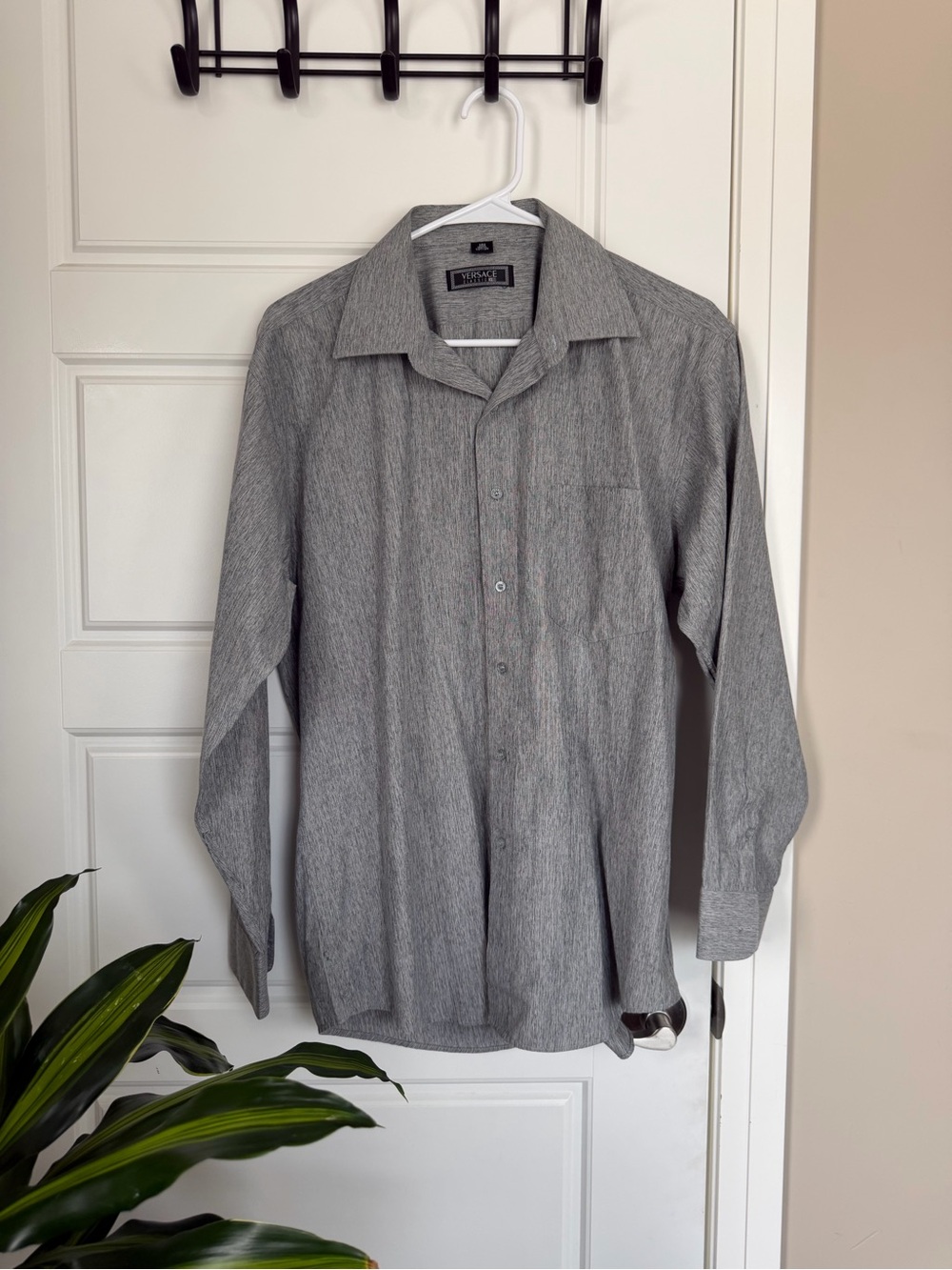 Vintage Versace Men's Gray Long-Sleeve Button-Up Shirt